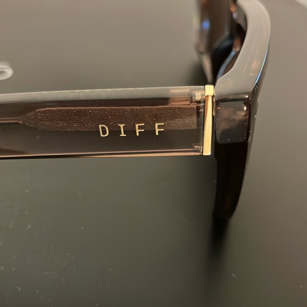 Women's Winona Milky Tan Brown Sunglasses Sunglasses - Picture 6 of 8